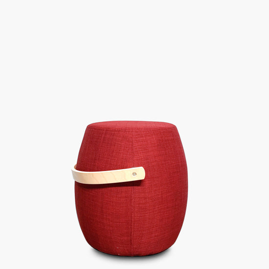 pouf-asa-de-madera-rojo-form-design