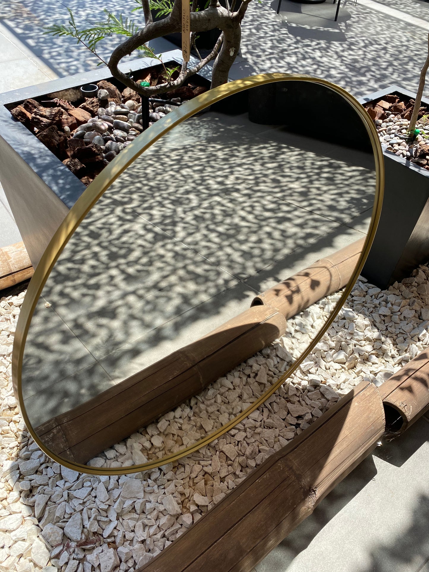 Espejo marco fierro dorado  Diametro  70 CM