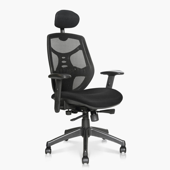 copia-de-silla-ejecutiva-lotto-con-cabecero-negro-form-design