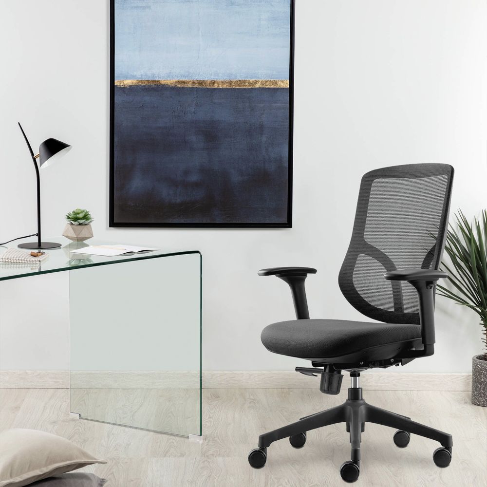silla-oficina-chic-negro-form-design