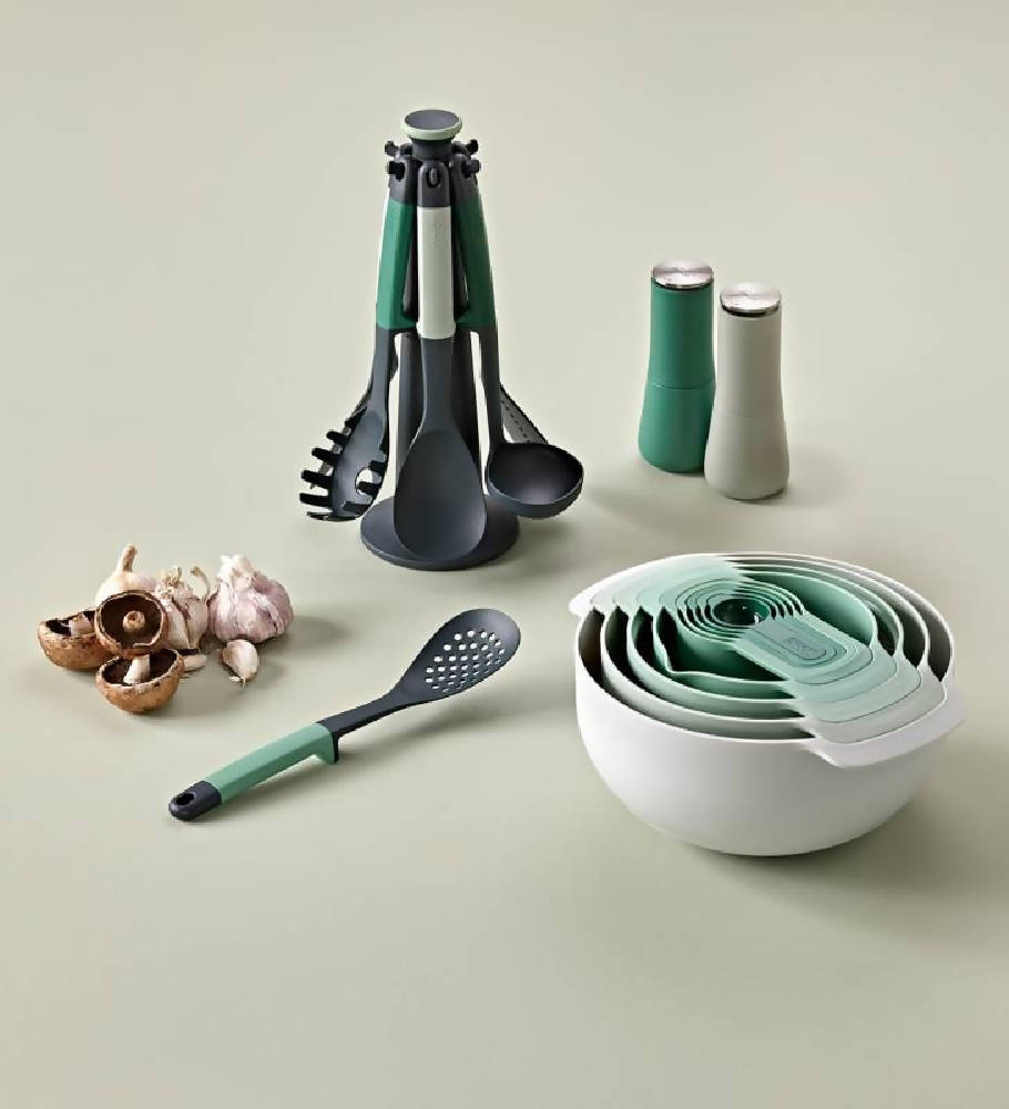set-2-molinillos-milltop-salvia-joseph-joseph
