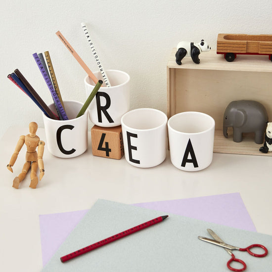 taza-de-melamina-letra-individual-de-la-a-a-la-z