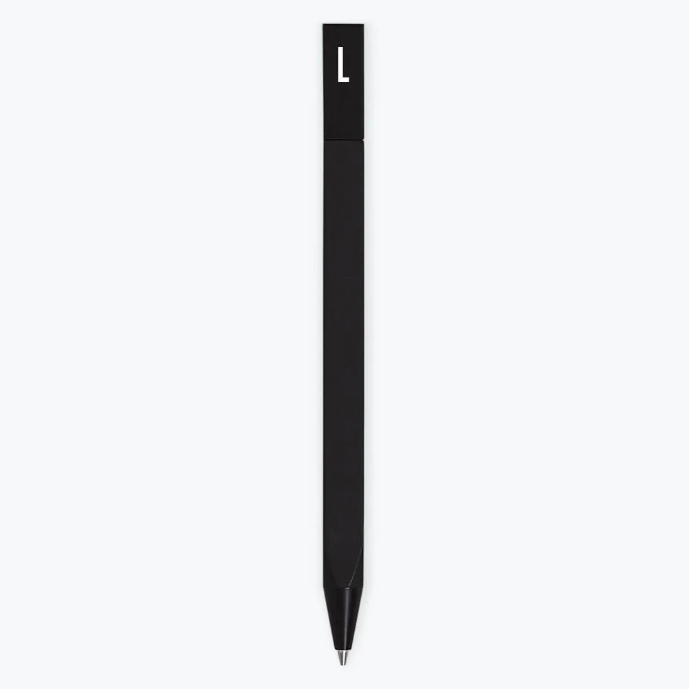 boligrafo-personal-con-letra-individual-de-la-a-a-la-z