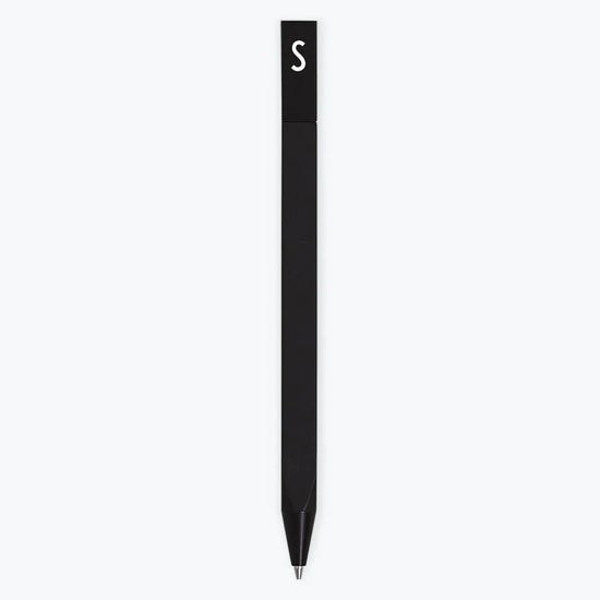 boligrafo-personal-con-letra-individual-de-la-a-a-la-z