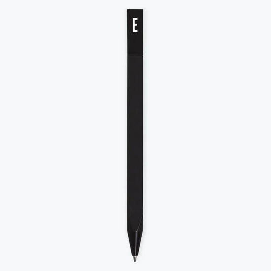 boligrafo-personal-con-letra-individual-de-la-a-a-la-z