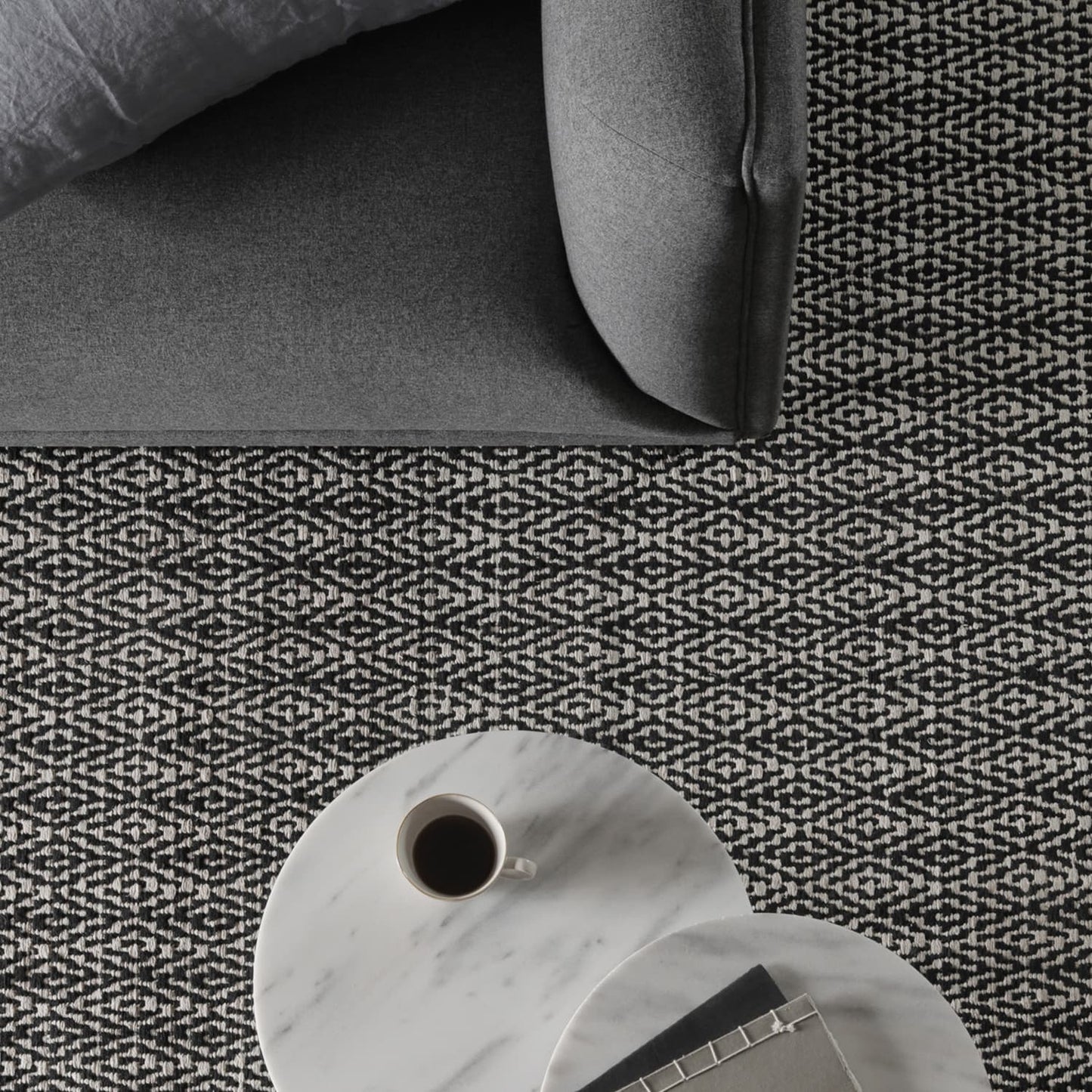 alfombra-algodon-nepal-170-x-240-cm-negro-form-design