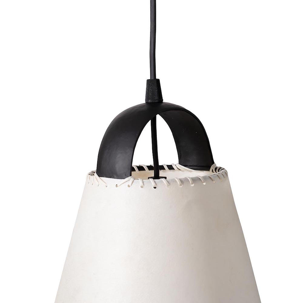Lámpara Cencerro Pergamino Base Madera Coihue 212  x 65 x 81 cm Maia Design
