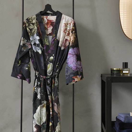 Cargar imagen en el visor de la galería, kimono-fleur-night-blue-essenza
