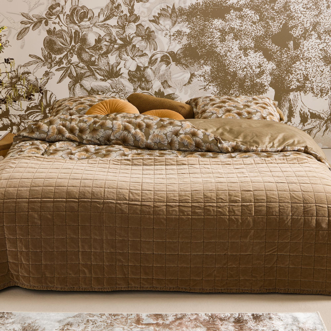 cubrecama-quilt-julia-cafe-noir-essenza