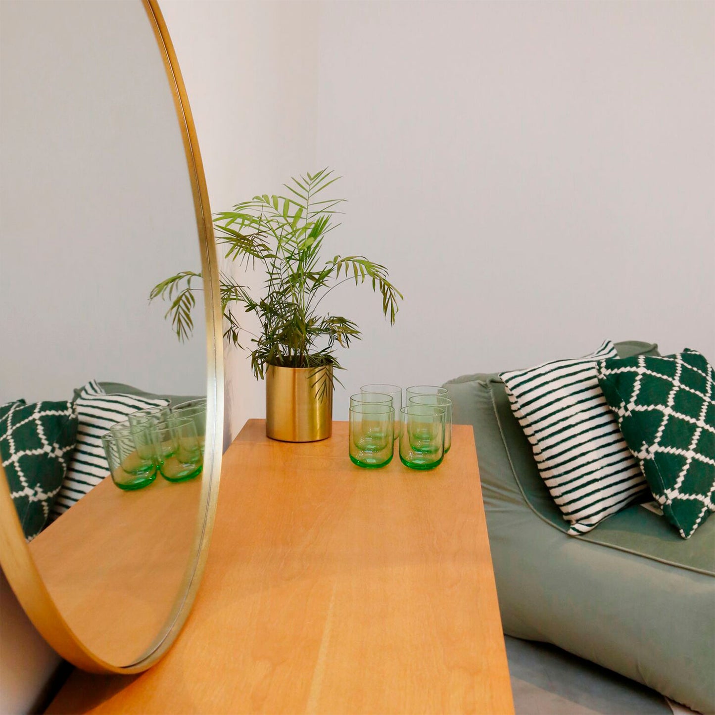 espejo-lugano-80-diam-dorado-form-design