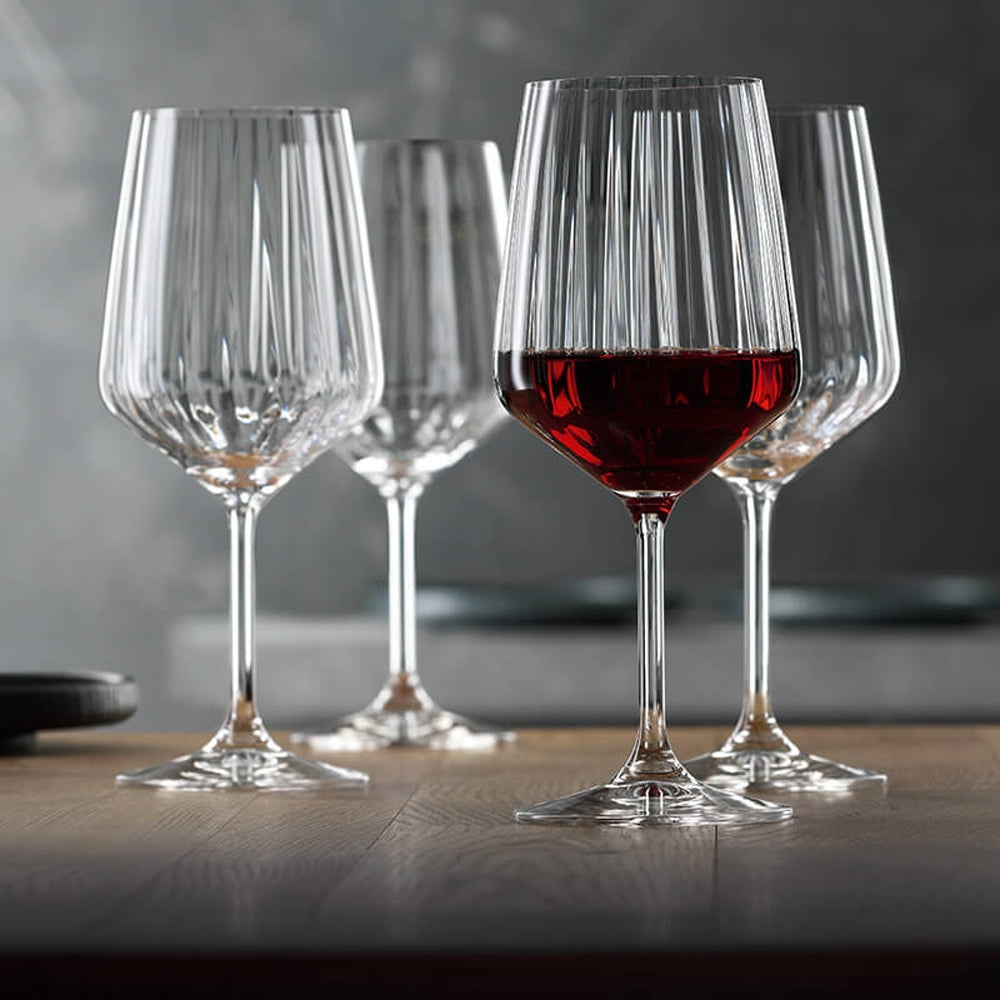 set-4-copas-vino-tinto-lifestyle