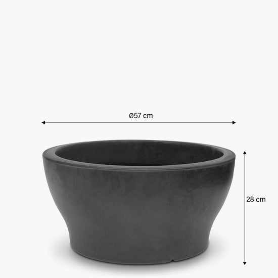 macetero-huasco-gris-oscuro-57-x-57-x-28-cm-form-design