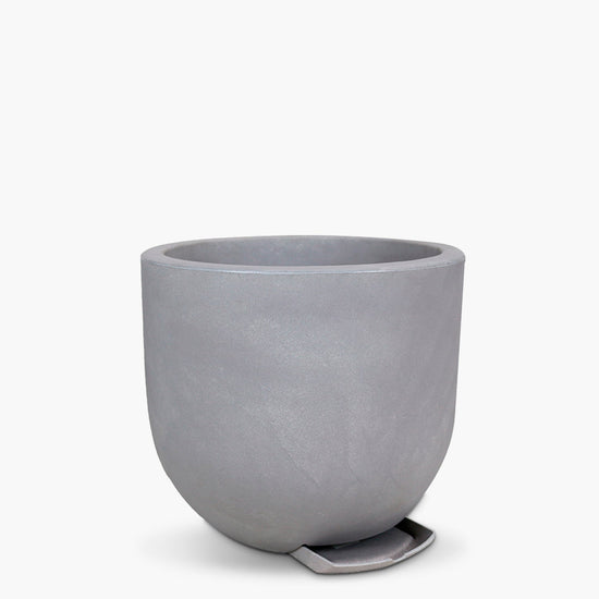 macetero-lauca-gris-claro-50-x-50-x-45-cm-form-design