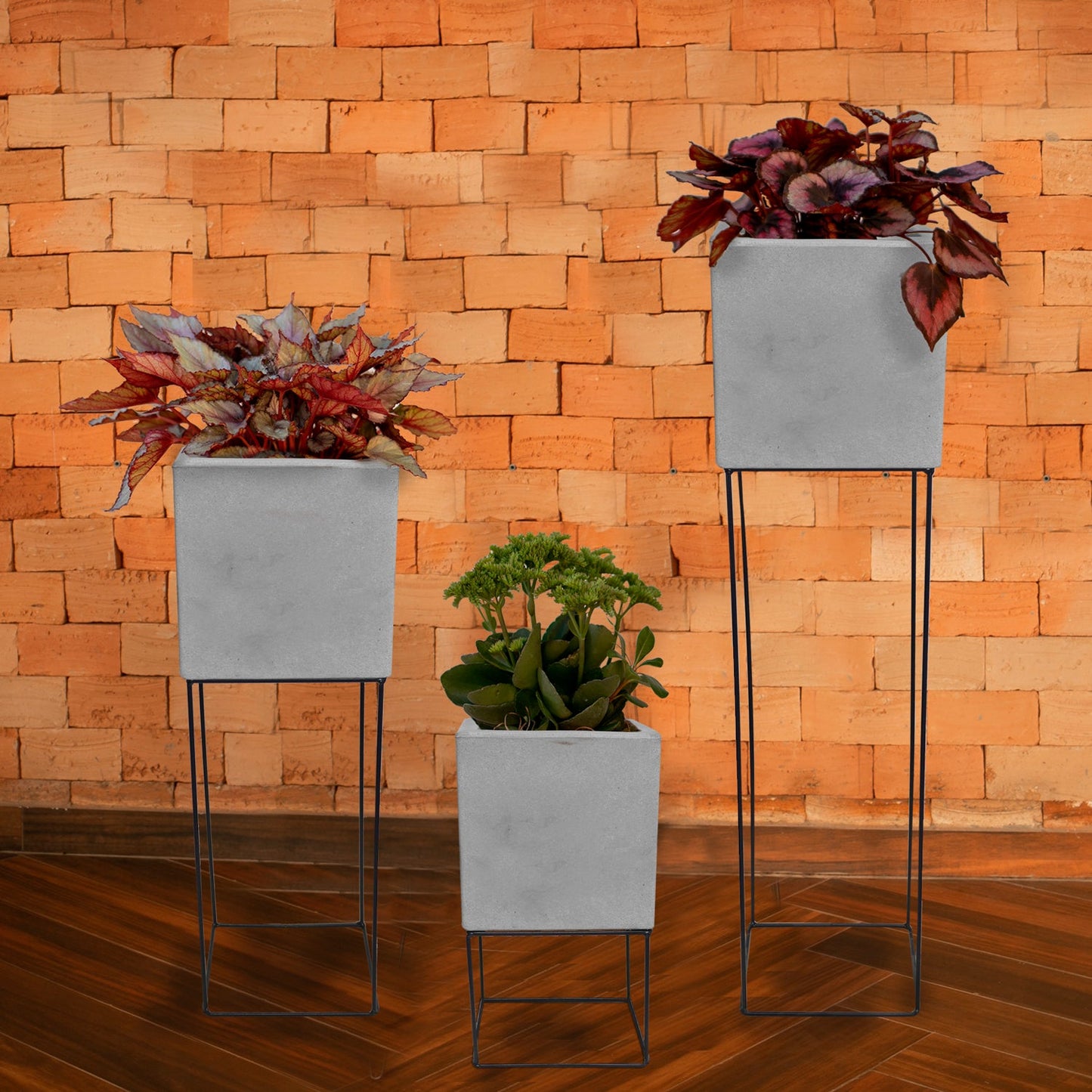 macetero-patagonia-crema-20-x-20-x-20-cm-form-design