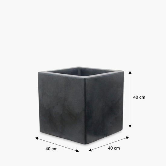 macetero-patagonia-gris-oscuro-40-x-40-x-40-cm-form-design