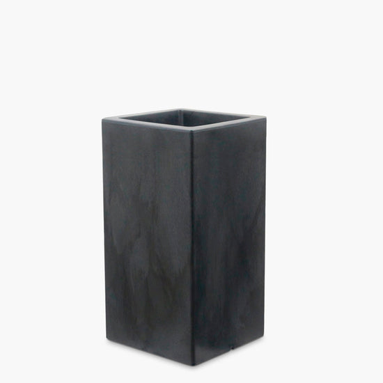 Cargar imagen en el visor de la galería, macetero-patagonia-gris-oscuro-40-x-40-x-80-cm-form-design
