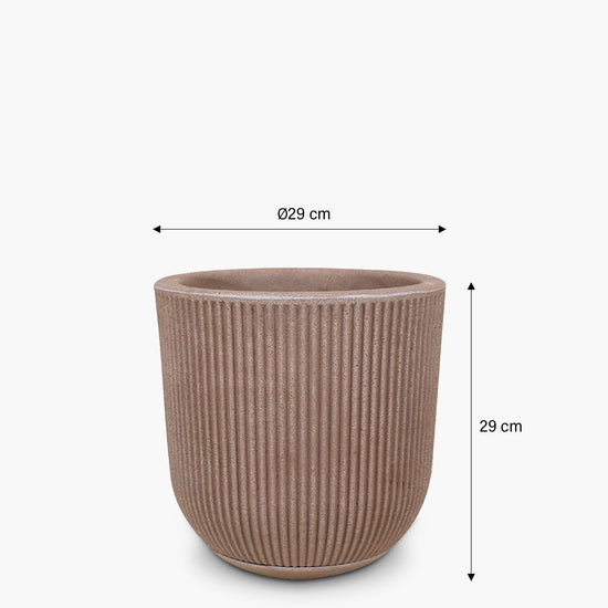 macetero-pumalin-café-29-x-29-x-29-cm-form-design