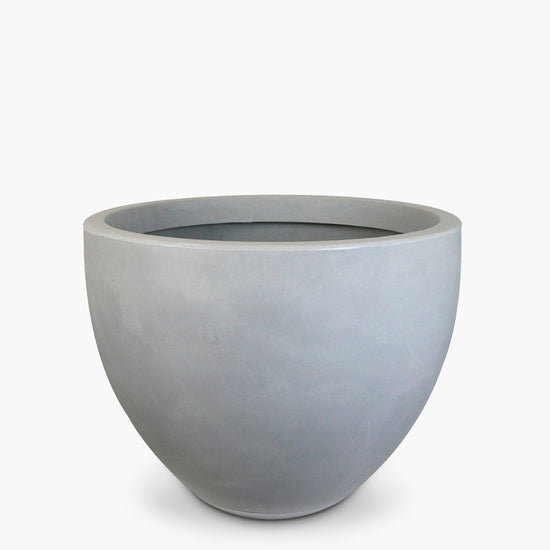 macetero-tantauco-gris-claro-66-x-66-x-53-cm-form-design