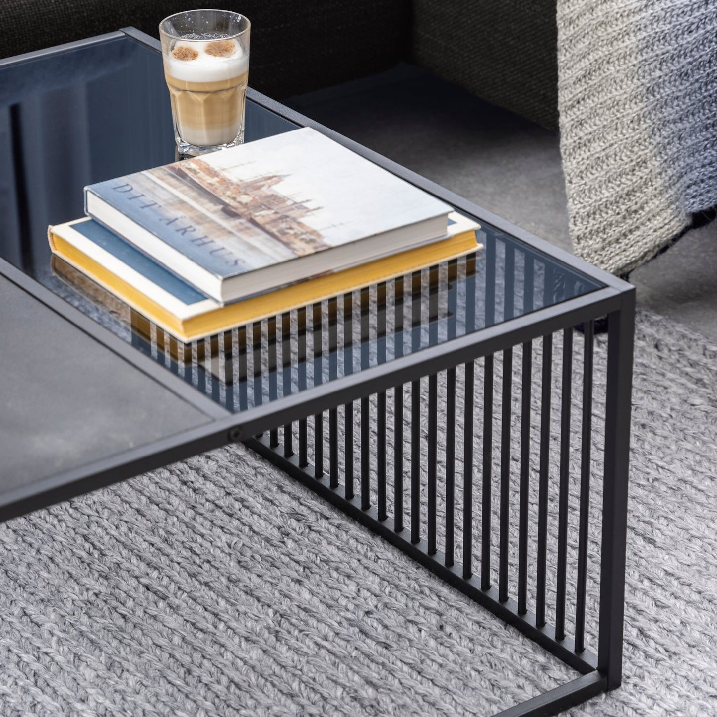Mesa de Centro Cuadrada Liverpool Form Design