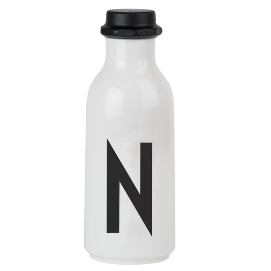botella-de-agua-personal-con-letra-individual-de-la-a-a-la-z