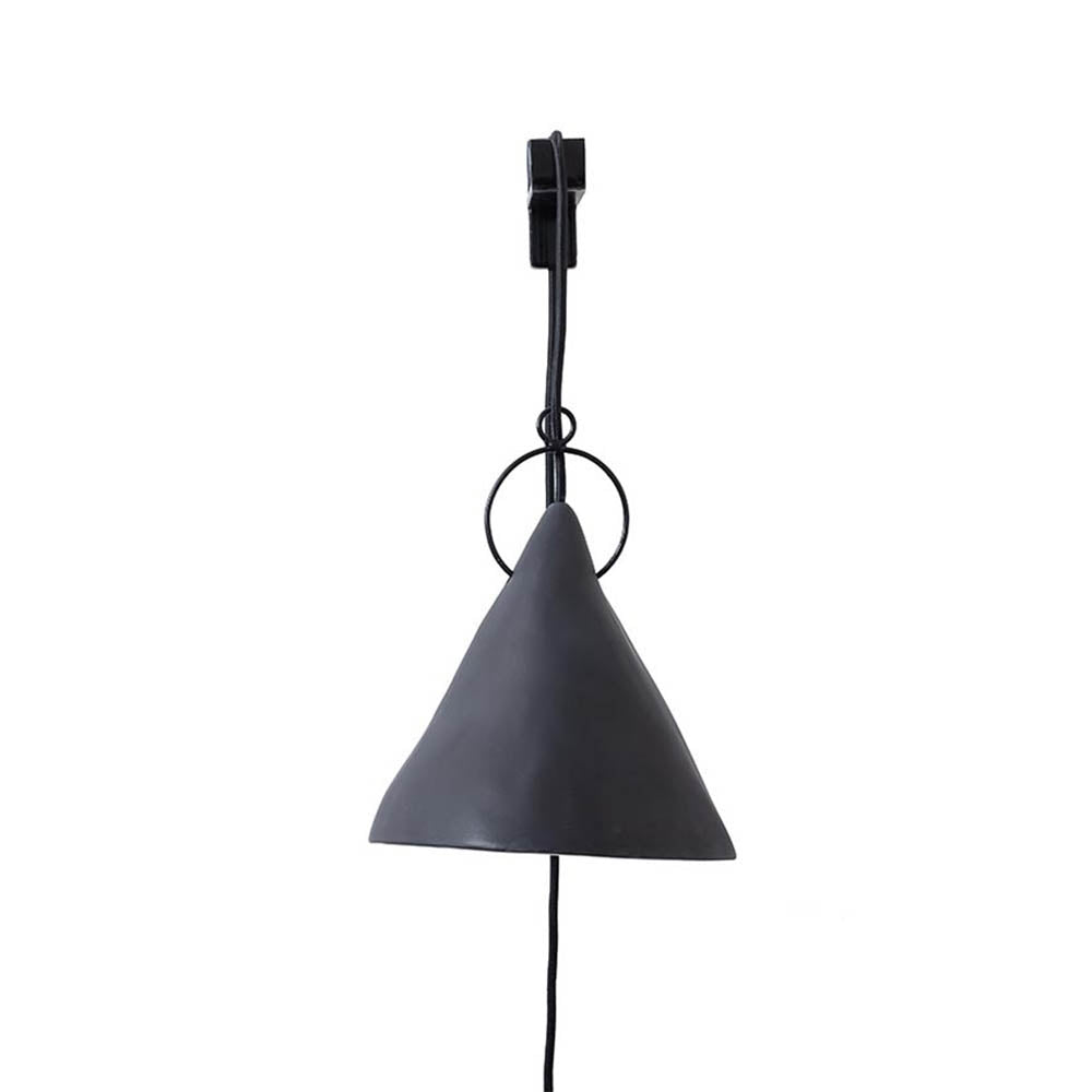 Lámpara de Cerámica Ruca Escuadra de Fierro Humo 22 x 21 cm Maia Design
