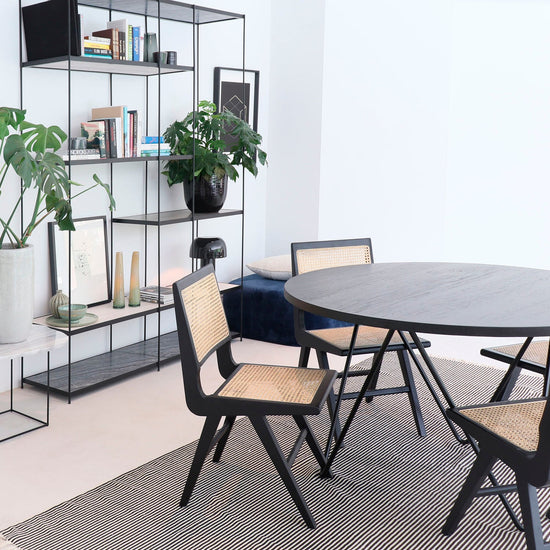 silla-comedor-madera-pierre-negro-form-design