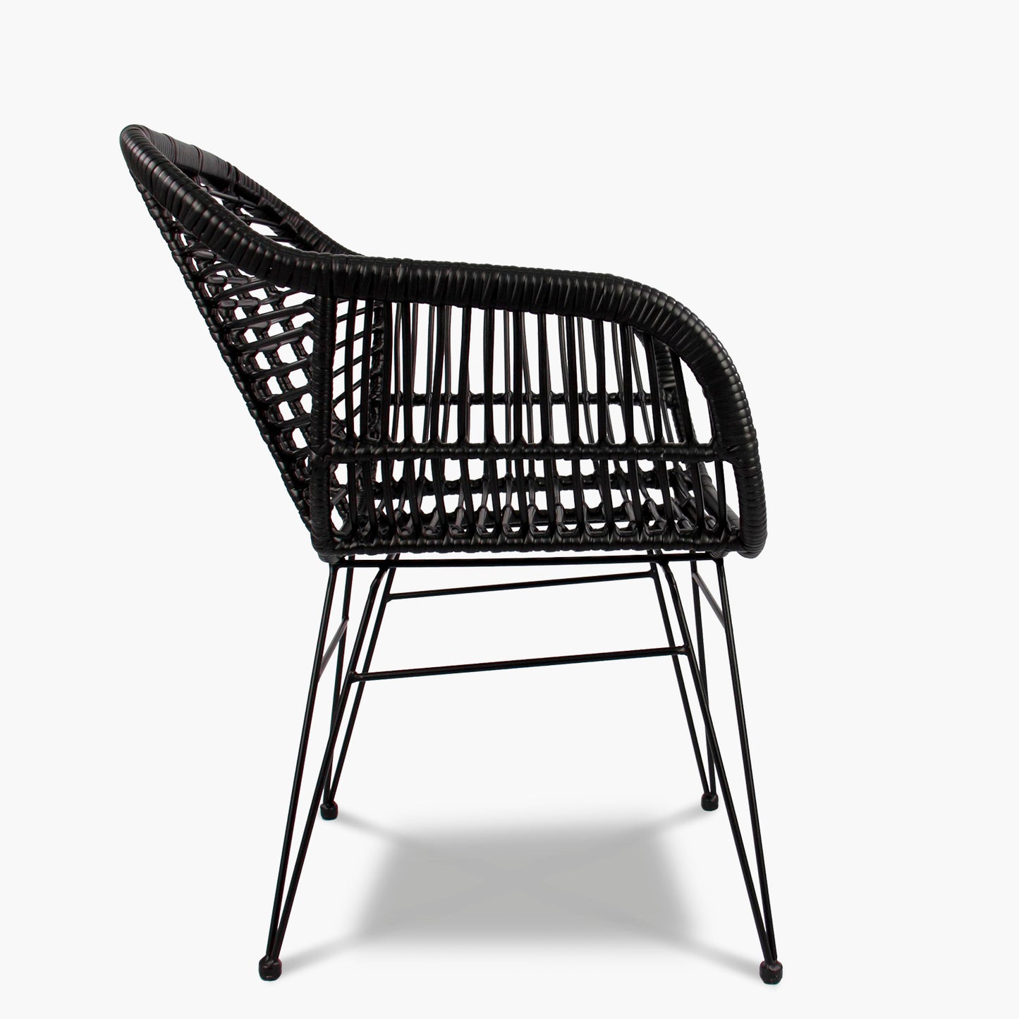 silla-comedor-c-brazo-terraza-ratan-creta-negro-form-design