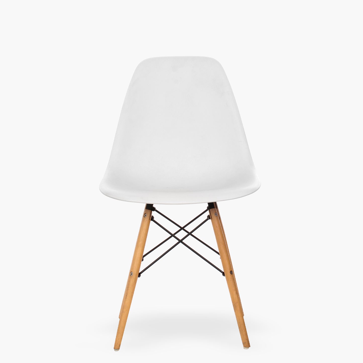 silla-dsw-replica-eames-blanco-form-design