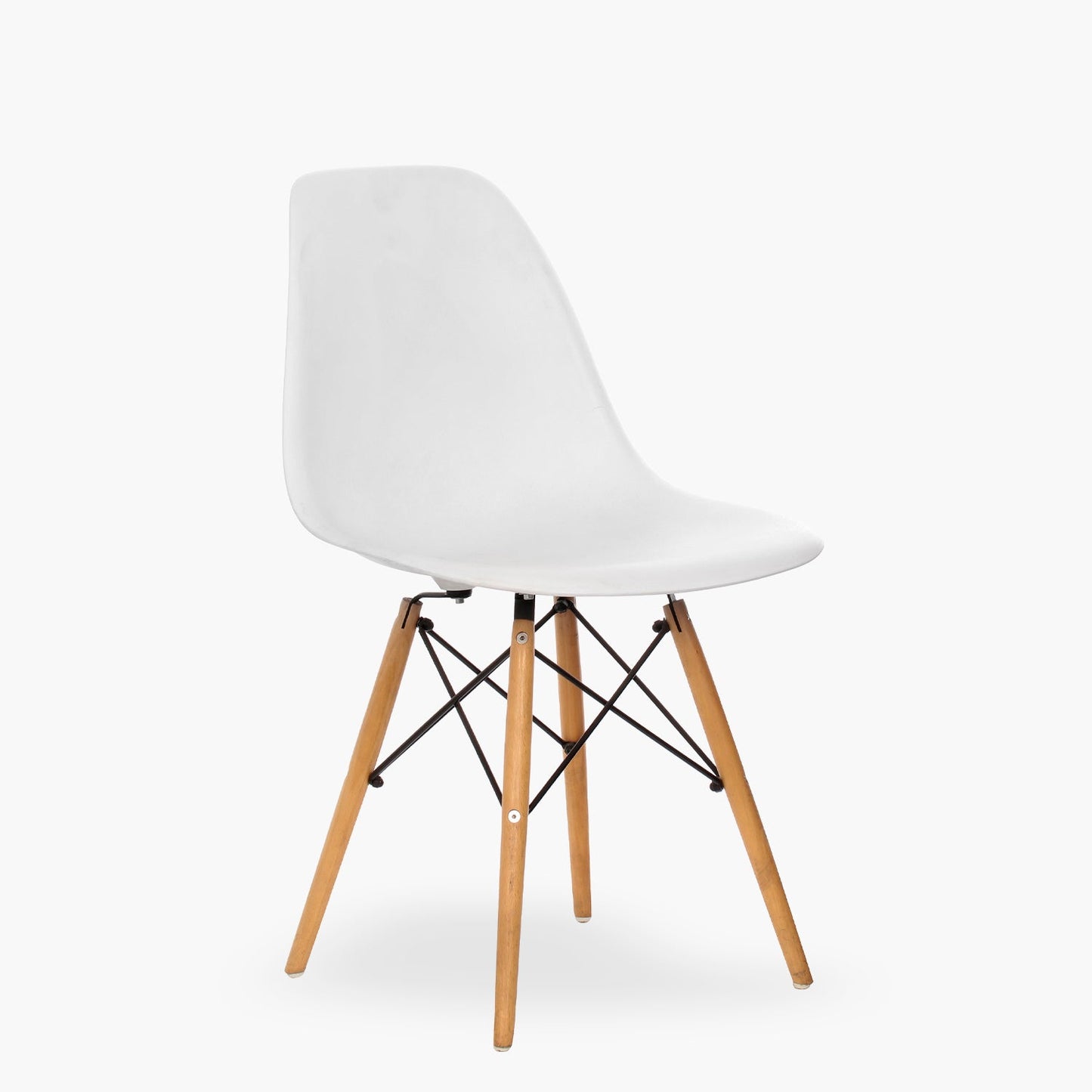 silla-dsw-replica-eames-blanco-form-design