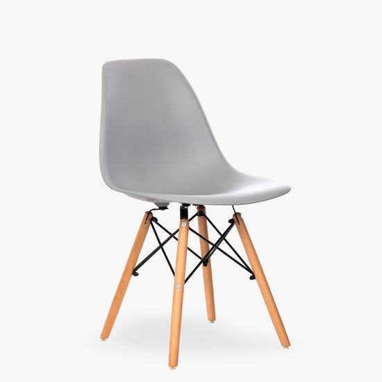 Silla DSW Réplica Eames Gris Claro Form Design