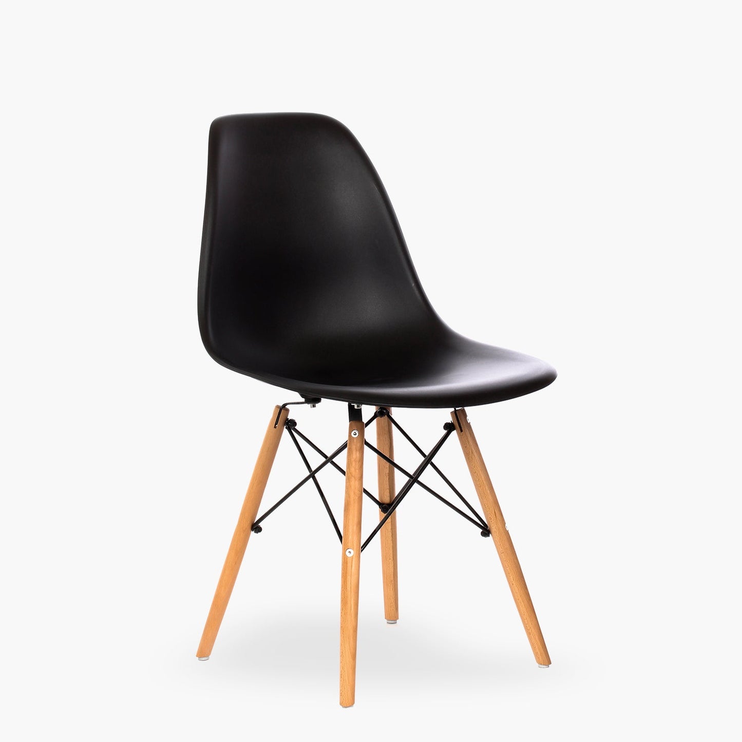 Silla DSW Réplica Eames Negro Form Design