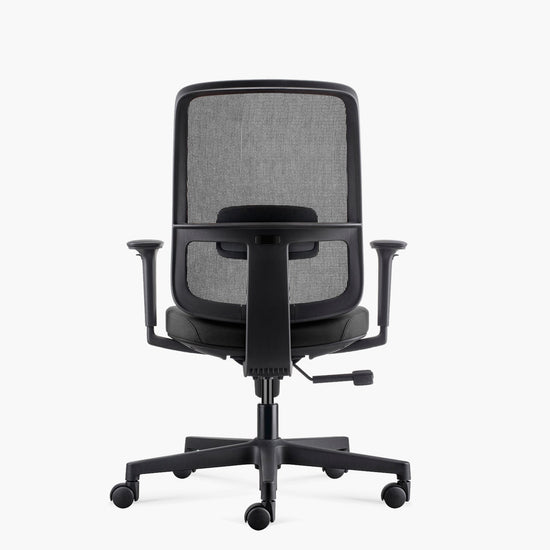 silla-ejecutiva-lotto-negro-form-design