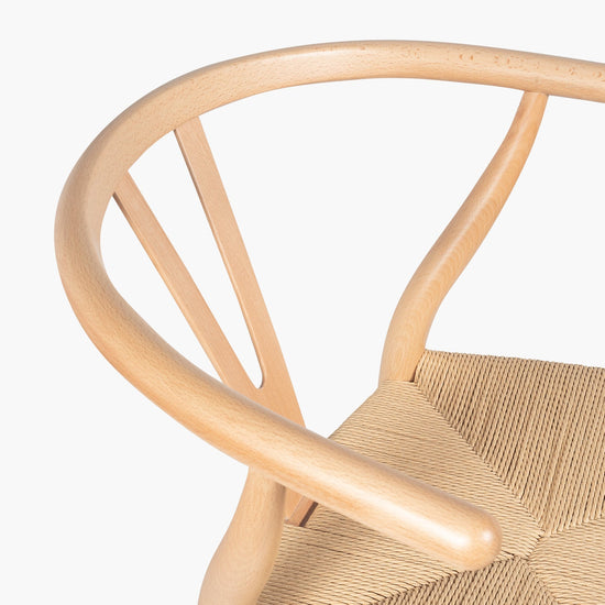 Cargar imagen en el visor de la galería, silla-madera-wishbone-haya-form-design
