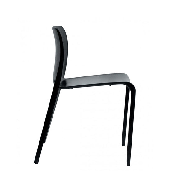 silla-plastico-terraza-lumo-negro-form-design