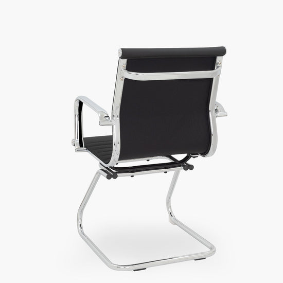 Silla Visita Bishop Media Negro Form Design