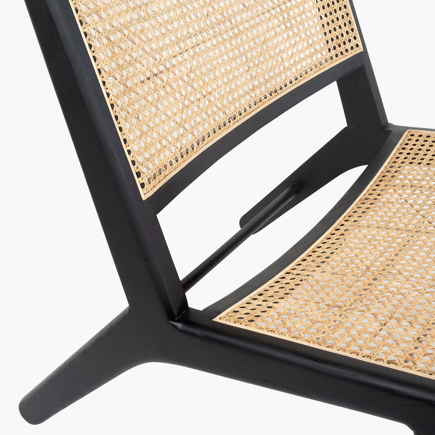sitial-stella-negro-form-design