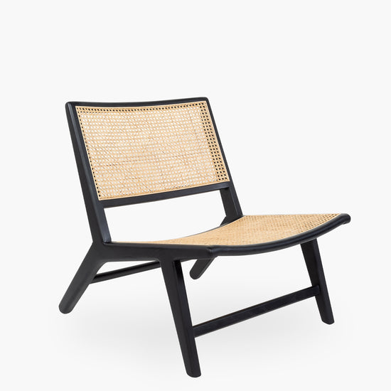 sitial-stella-negro-form-design
