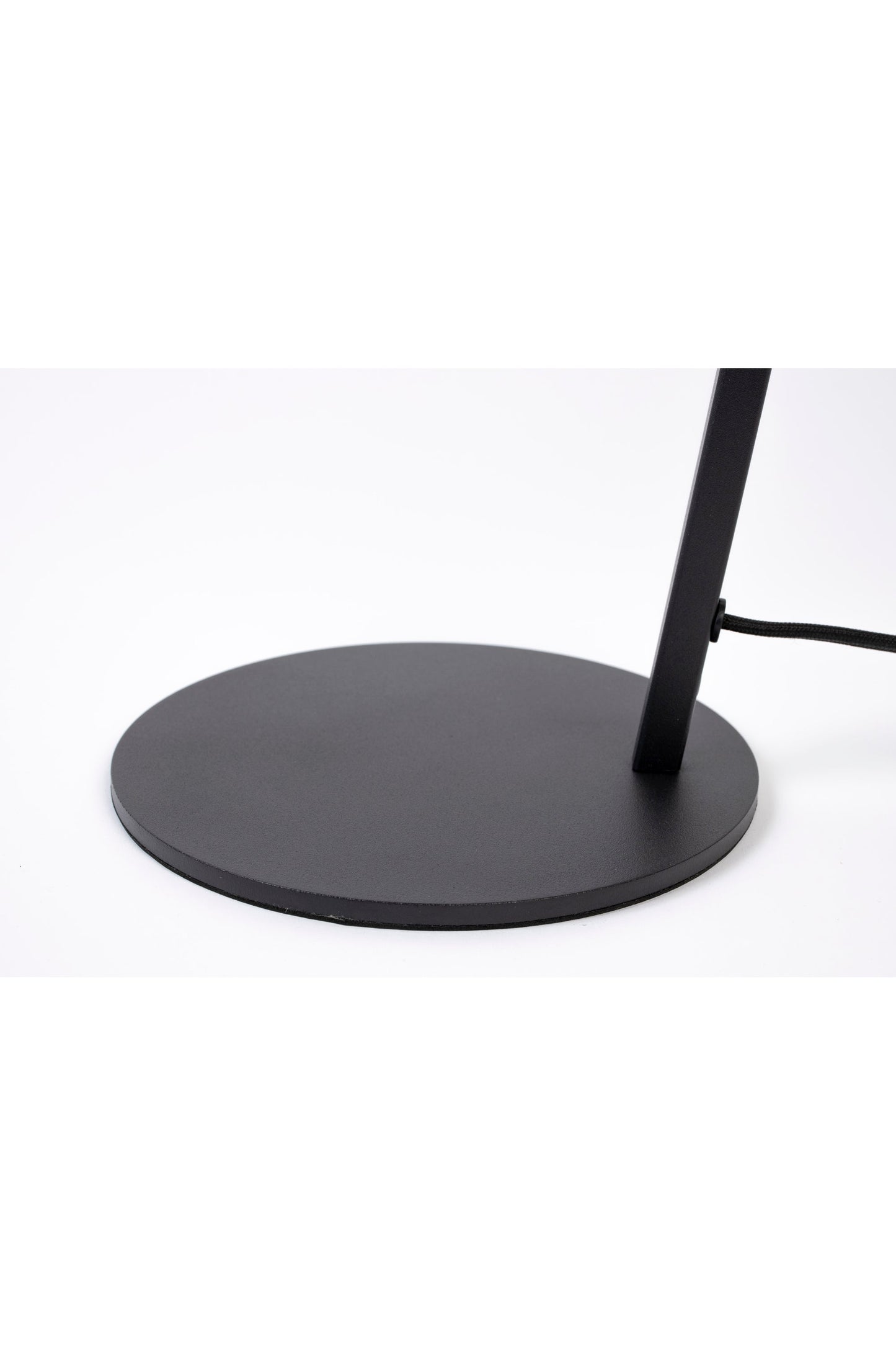 lampara-de-mesa-lau-18-x-53-x58-cm