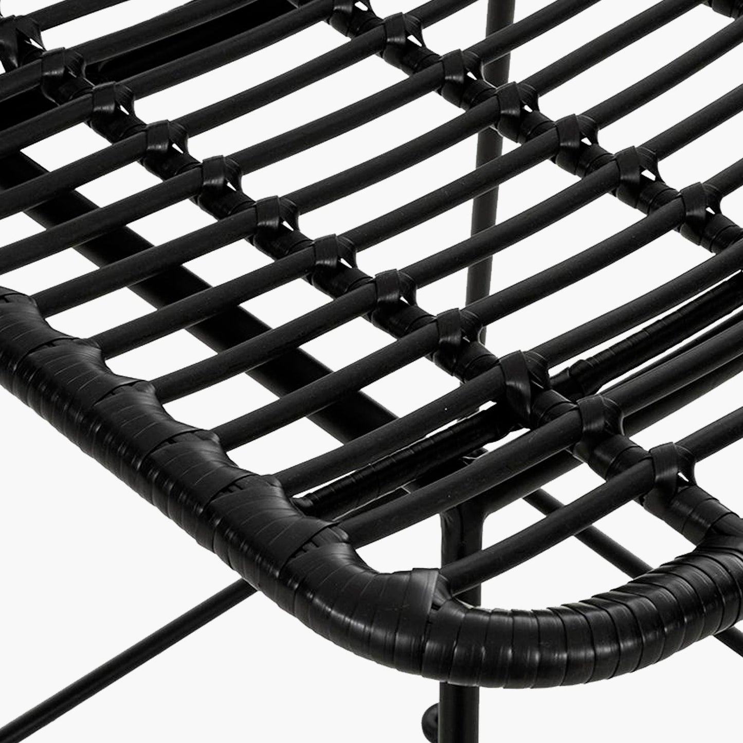 taburete-terraza-ratan-creta-negro-form-design