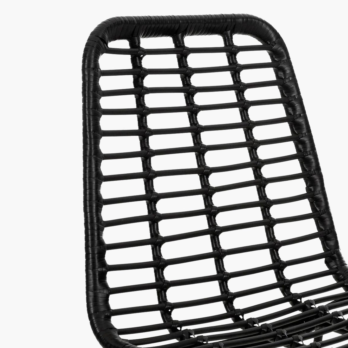 taburete-terraza-ratan-creta-negro-form-design