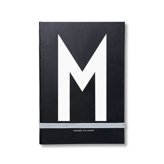 personal-notebook-con-letra-individual-de-la-a-a-la-z