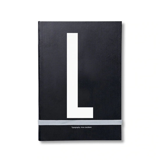 personal-notebook-con-letra-individual-de-la-a-a-la-z
