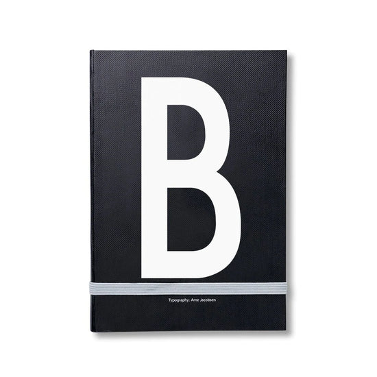 personal-notebook-con-letra-individual-de-la-a-a-la-z