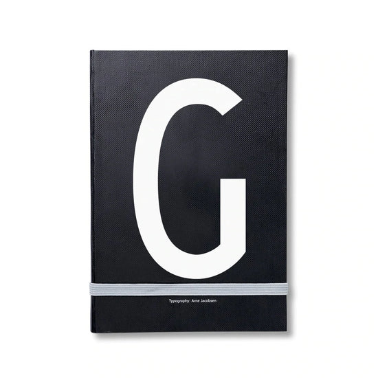 personal-notebook-con-letra-individual-de-la-a-a-la-z