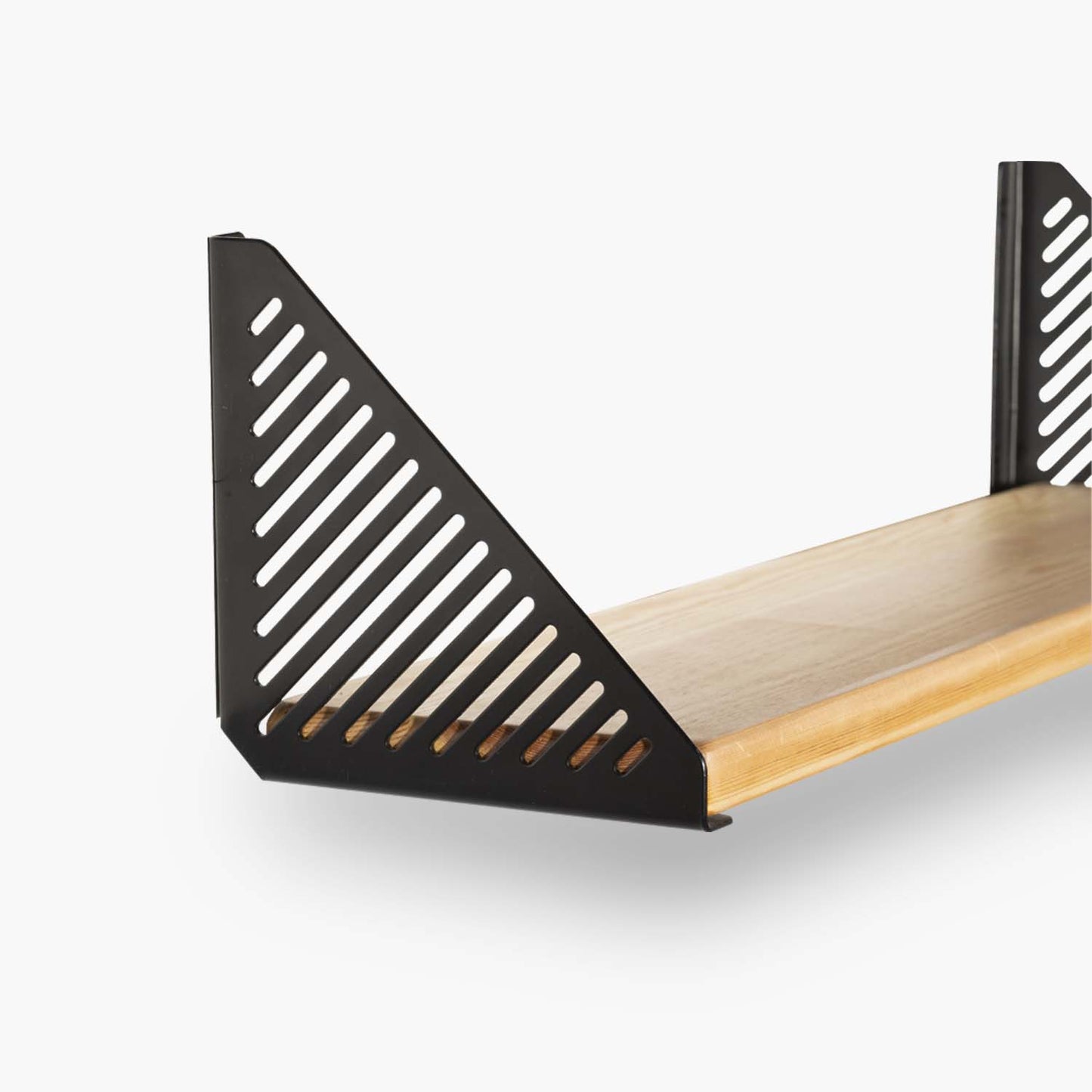 repisa-cirro-negro-form-design
